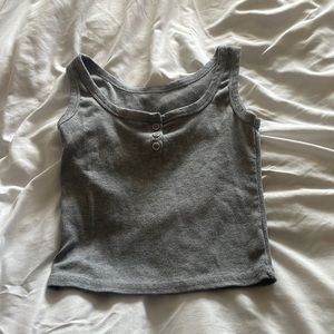 Grey tank